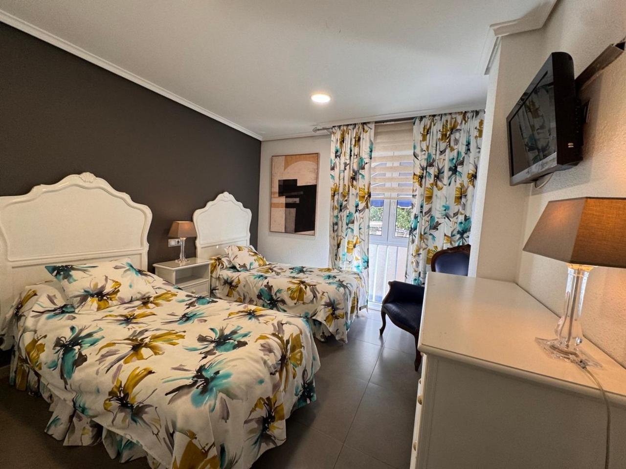 Apartamentos Las Brisas Santander Bilik gambar